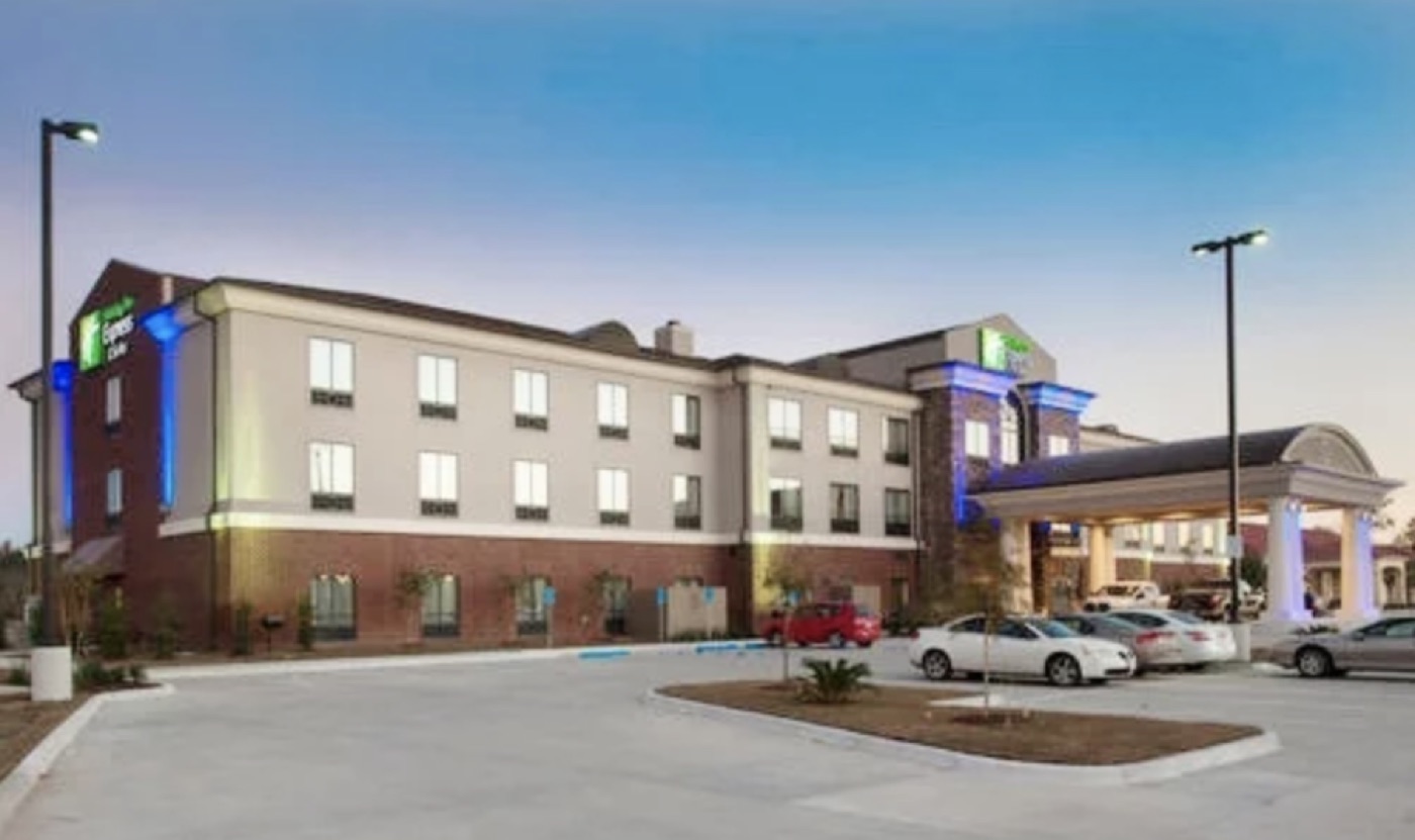 Holiday Inn Express hotel in Morgan City, LA, built on a site prepared by Resignola Construction